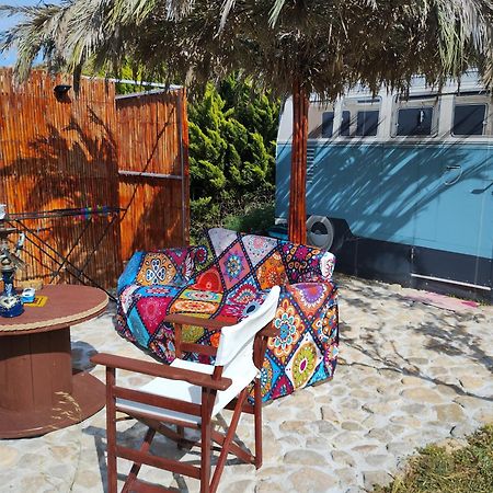 Cornelia Hippie Magic Bus Villa Kissamos Ngoại thất bức ảnh